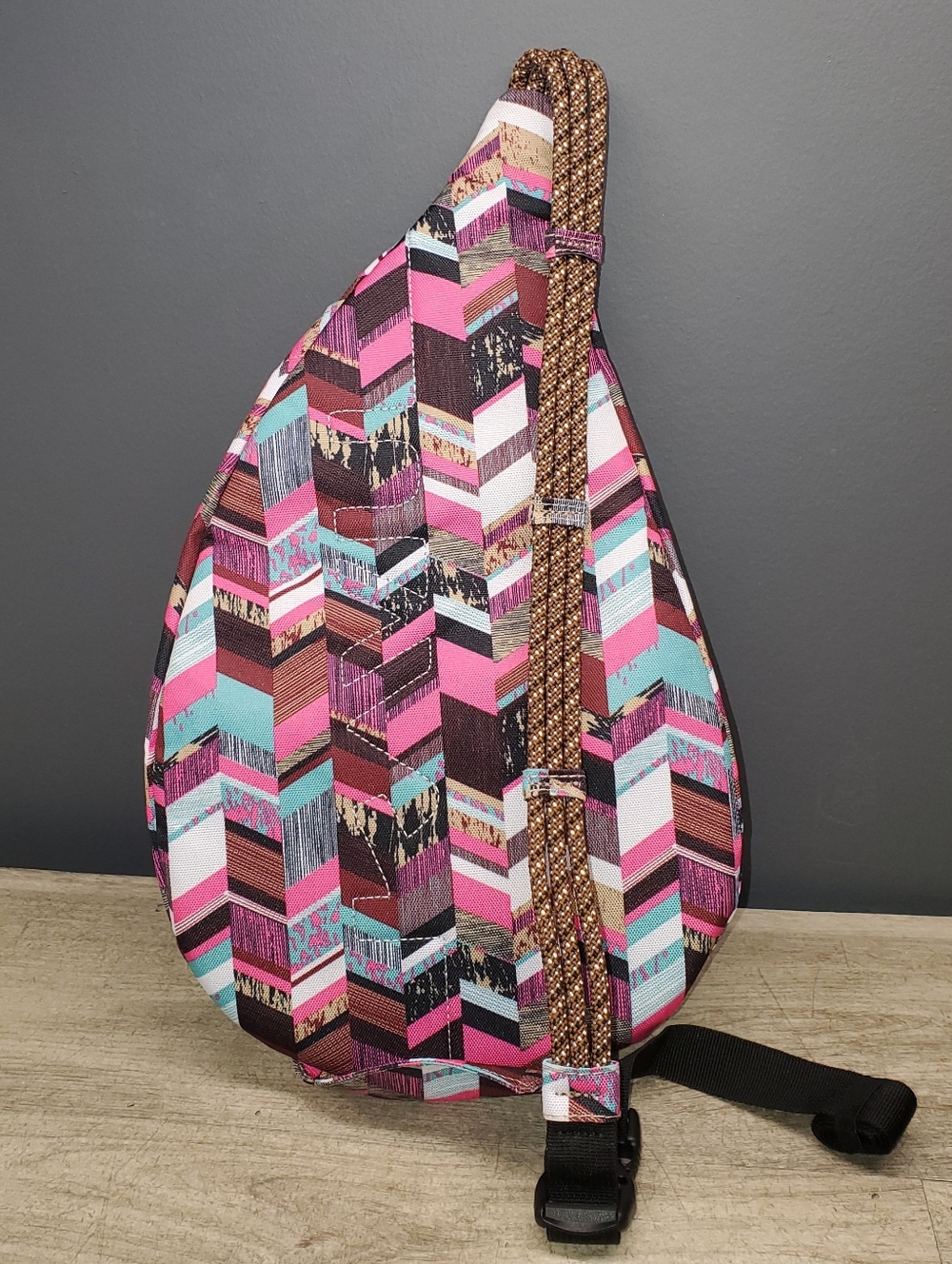 KAVU Rope Sling Bag - Picture 3 of 6